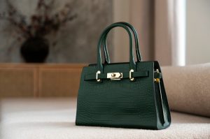 Conseils pour vérifier l'authenticité d'un sac Louis Vuitton d'occasion
